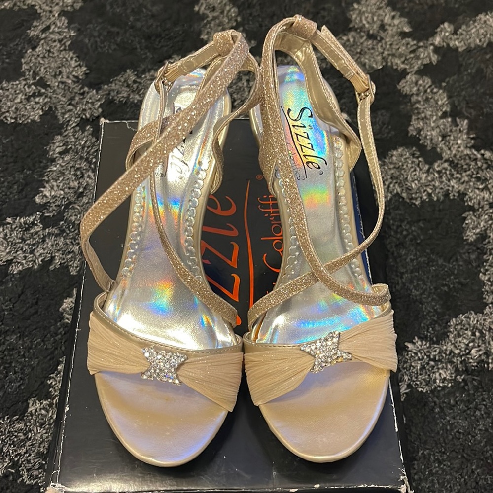 PLATFORM GLITTER BEIGE DRESS SANDAL
